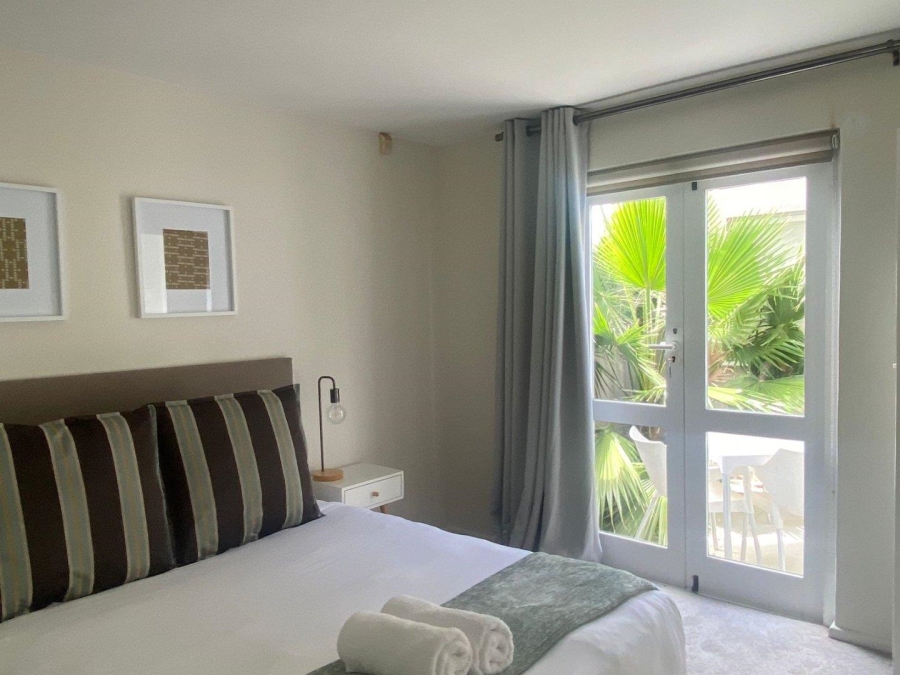 2 Bedroom Property for Sale in Green Point Western Cape